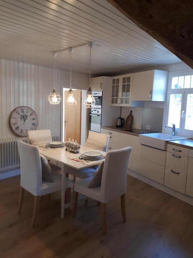 Uber Den Dachern Von Monschau Exterior photo